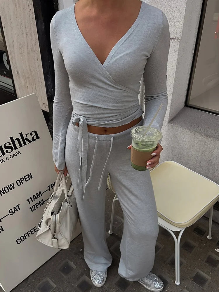 Women's 2-Piece Loose Pants and Flare Sleeve Crop Top Set