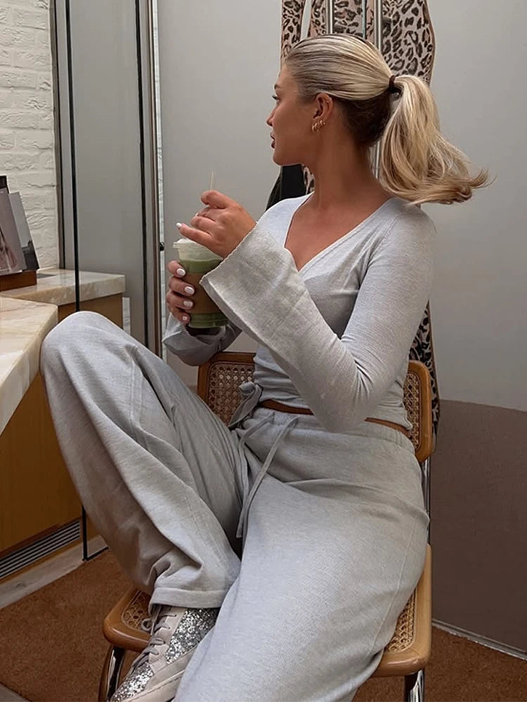 Women's 2-Piece Loose Pants and Flare Sleeve Crop Top Set