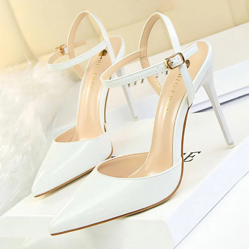 Women's Elegant Pointed Toe Buckle High Heels