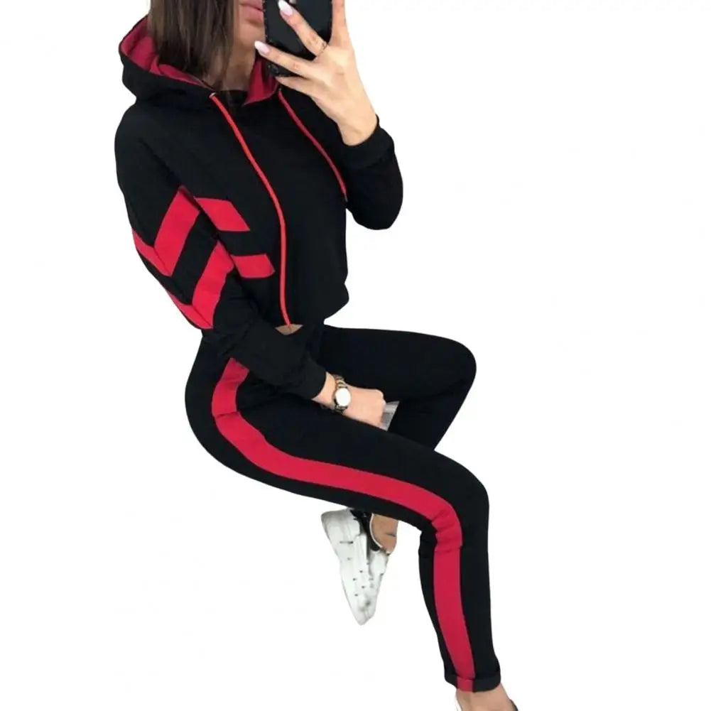 Women's 2-Piece Set: Long Sleeve Hoodie Sweatshirt & Elastic Waist Sweatpants