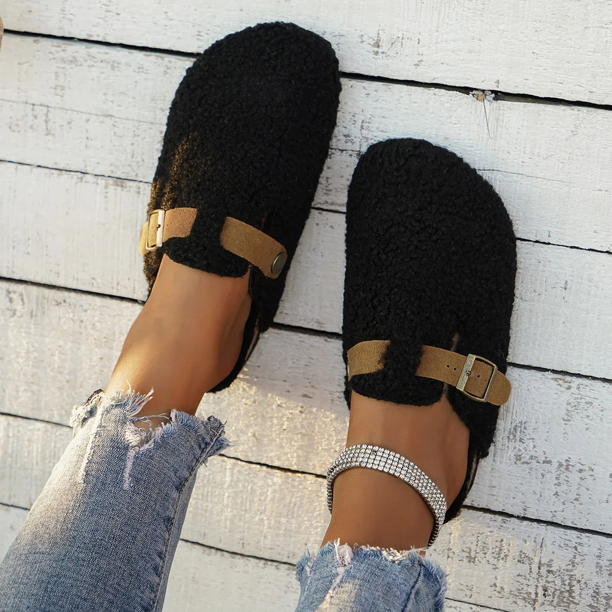 Women's Faux Fur Slippers with Buckle – Comfortable Flat Slip-Ons