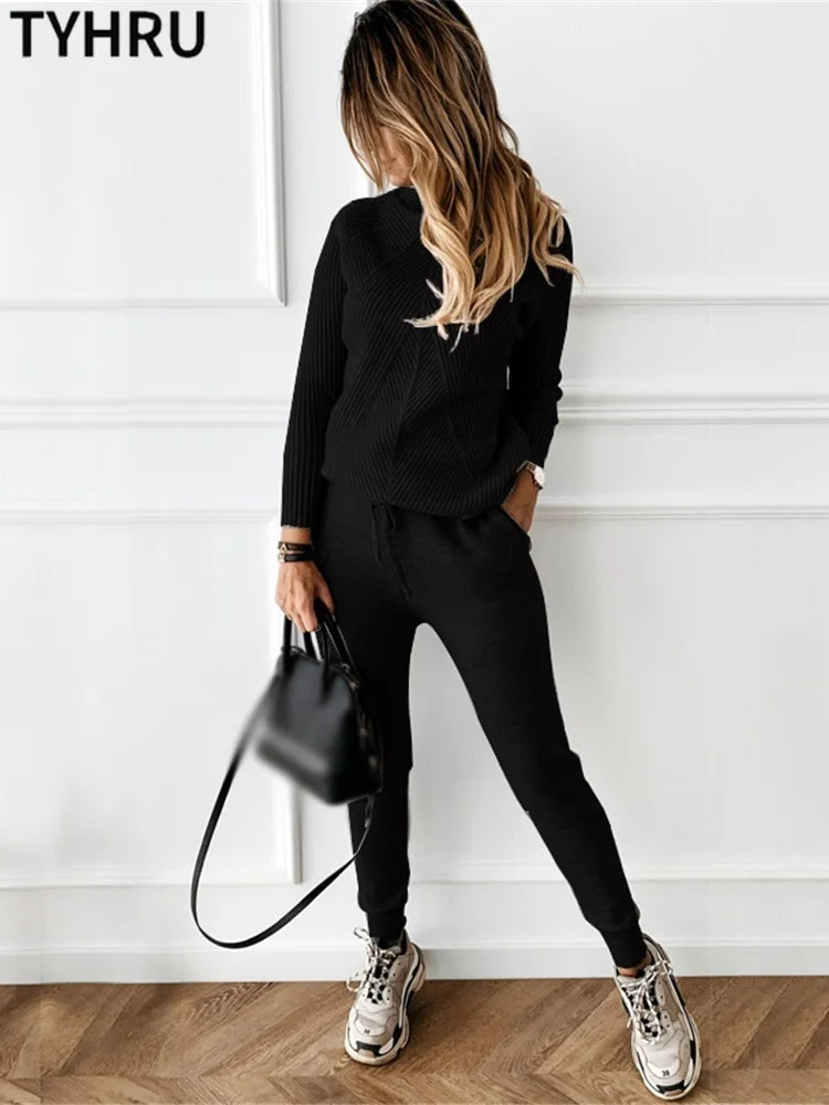 TYHRU Women's Striped Turtleneck Sweater & Drawstring Pants Set