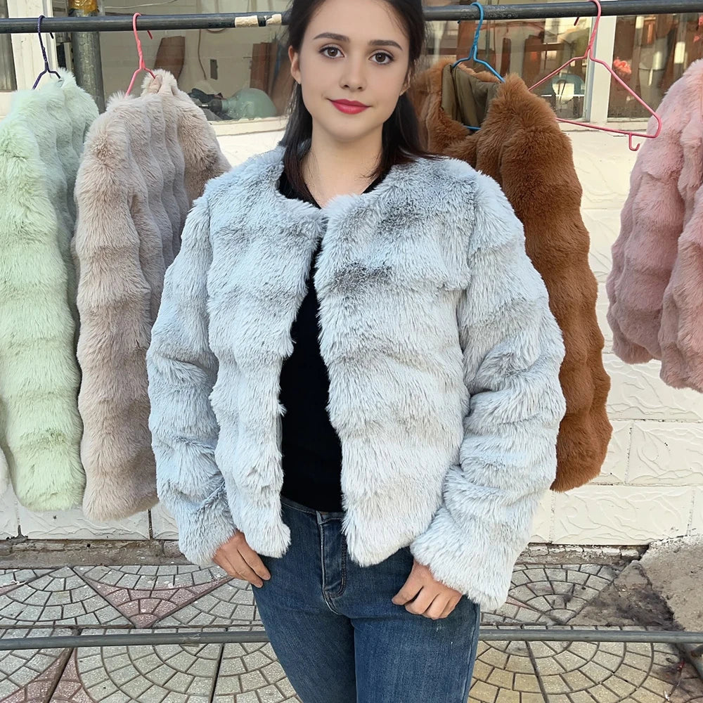 Women's Short Faux Fur Coat – Plush Imitation Fur Jacket