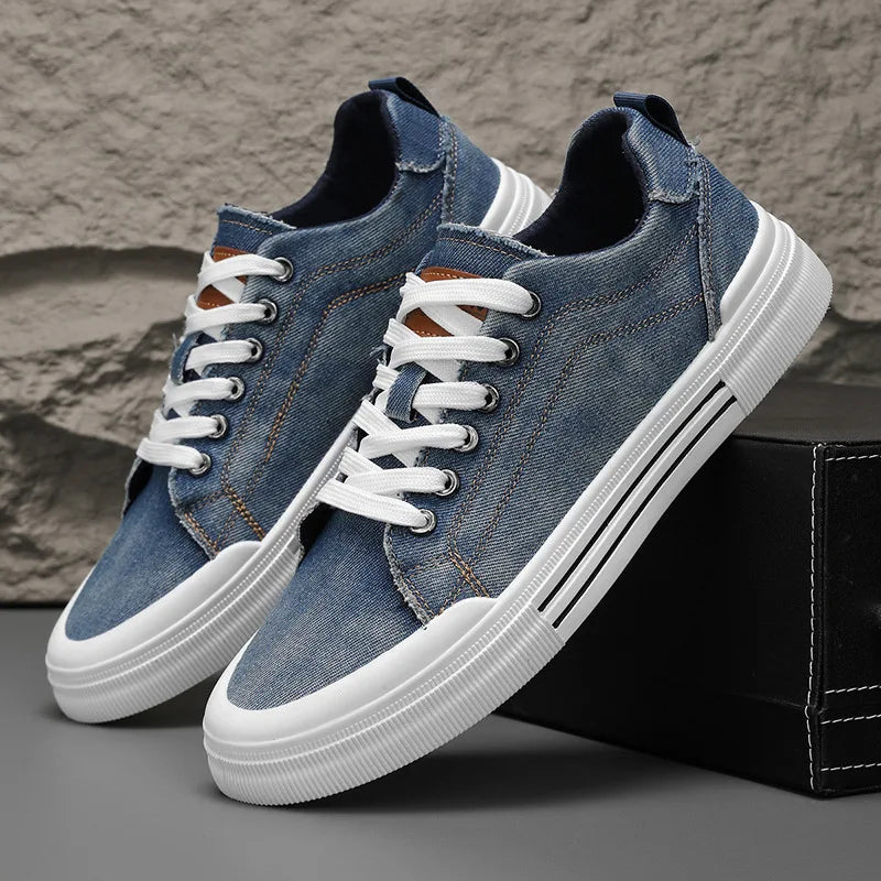 Men's Vulcanized Canvas Lace-Up Sneakers – Stylish & Durable Casual Shoes
