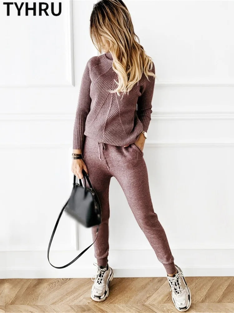 TYHRU Women's Striped Turtleneck Sweater & Drawstring Pants Set