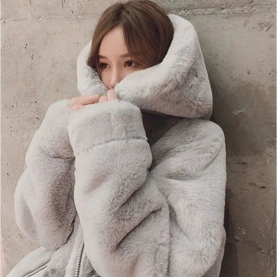 Women's Loose Plush Faux Fur Hooded Jacket