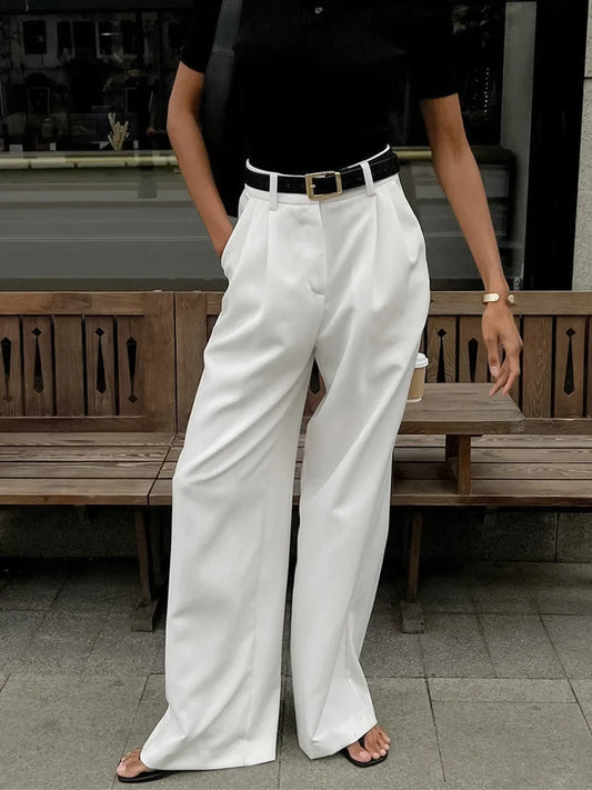 Women's High-Waisted Pocket Pants -  Wide-Leg Fit