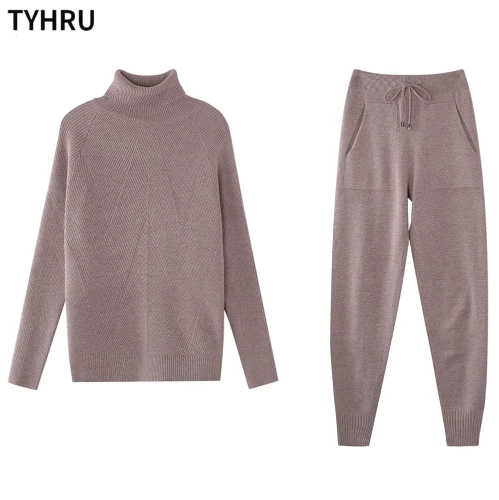 TYHRU Women's Striped Turtleneck Sweater & Drawstring Pants Set