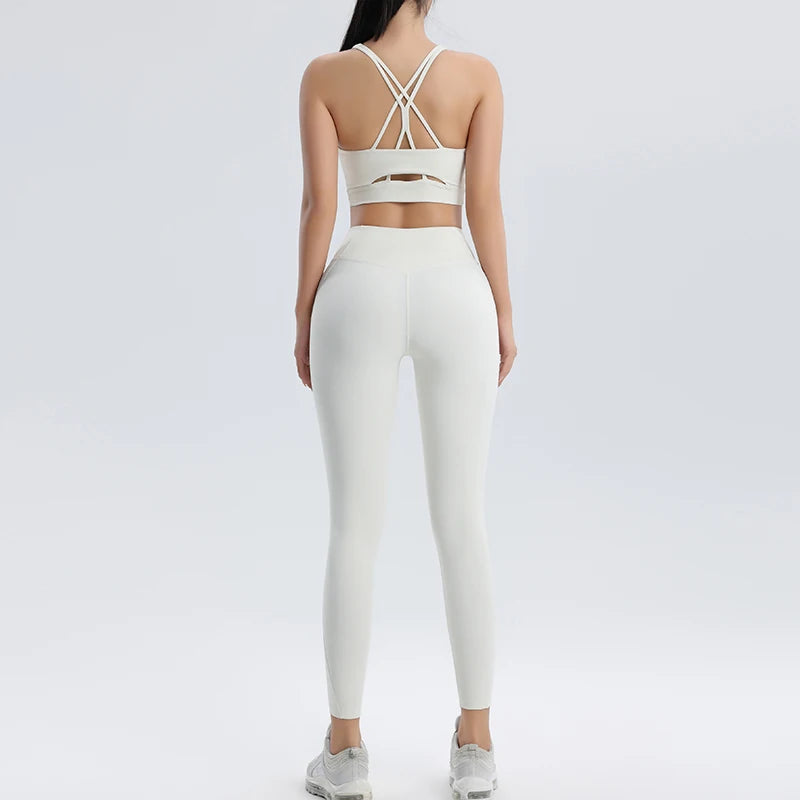 Women's Yoga Bra and Leggings Set - Two-Piece Fitness Outfit for Activewear and Workout