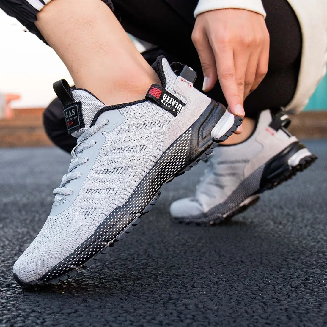 Men's Lightweight Designer Running Sneakers