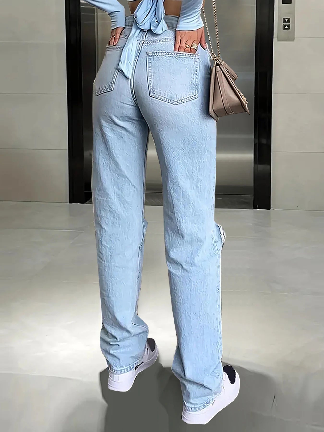 Women's Ripped Knee-Piercing Loose Fit Casual Jeans