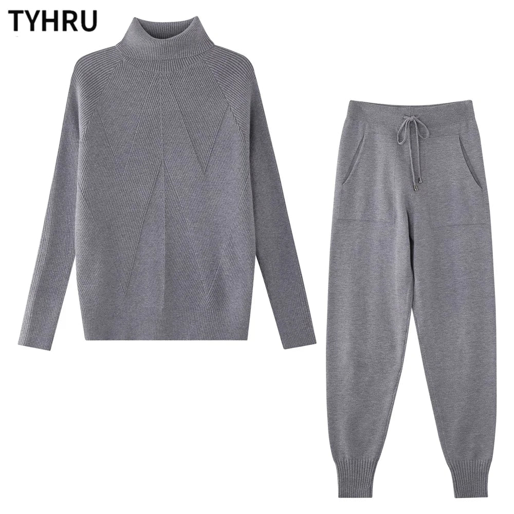 TYHRU Women's Striped Turtleneck Sweater & Drawstring Pants Set