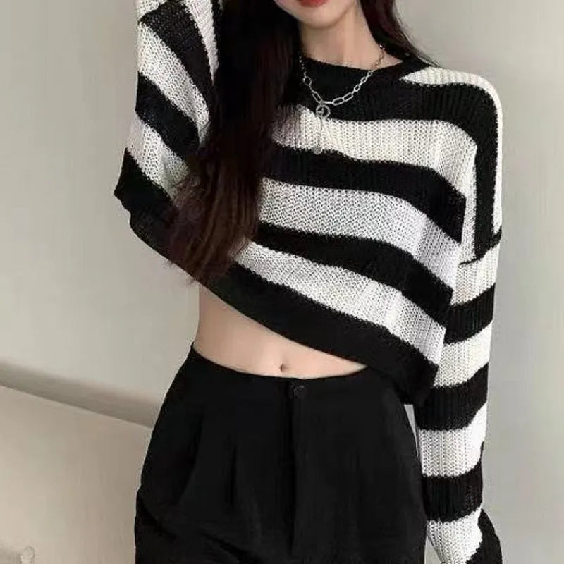 Womens Striped Cropped Knit Jumper - Long Sleeve Pullover