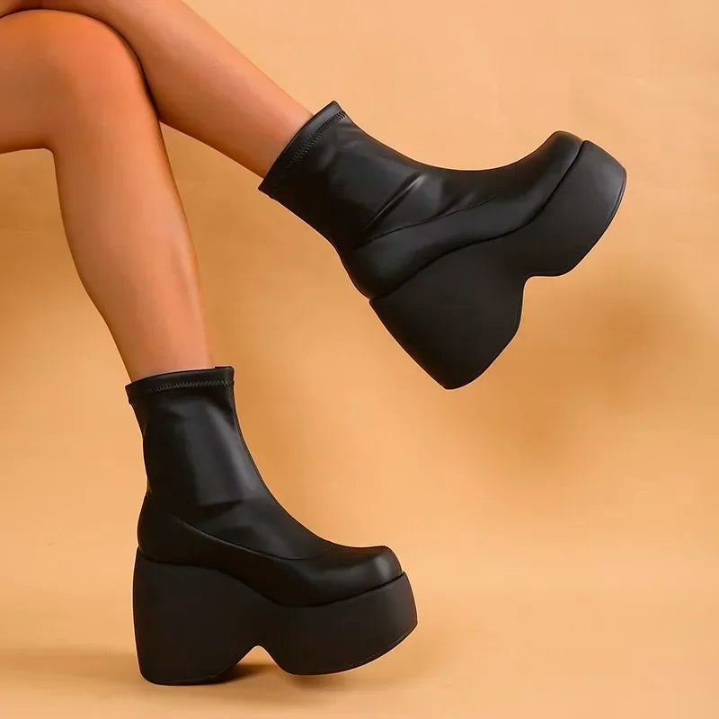 Elegant Chunky Platform Women's Boots
