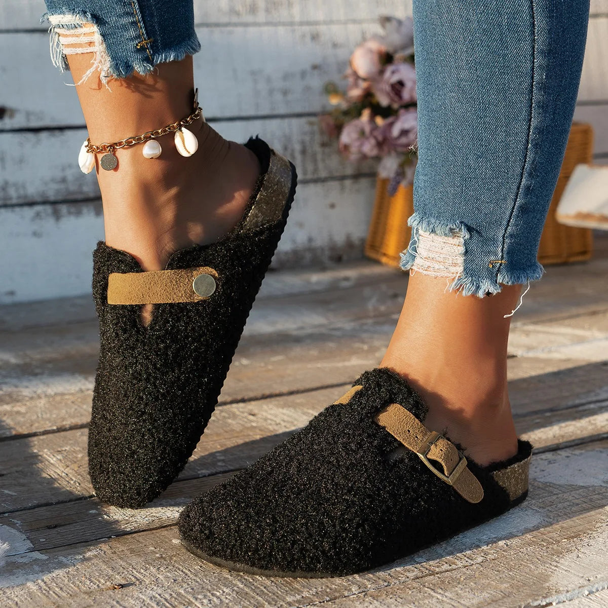 Women's Faux Fur Slippers with Buckle – Comfortable Flat Slip-Ons