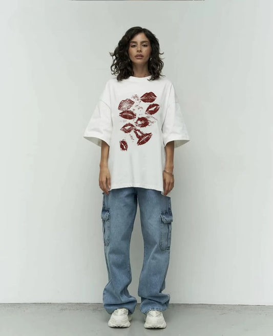 Women's Lips Print Cotton T-Shirt - Soft, Oversized, Retro Style