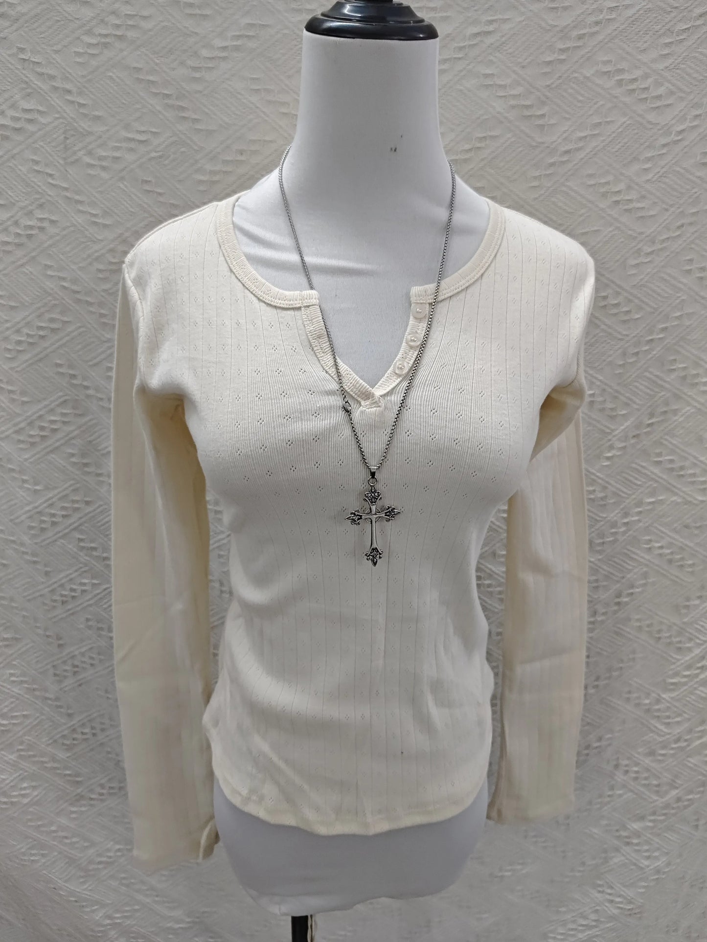 Women's Hollow Out Long Sleeve Round Neck Button-Up Slim Fit Cotton Sweater