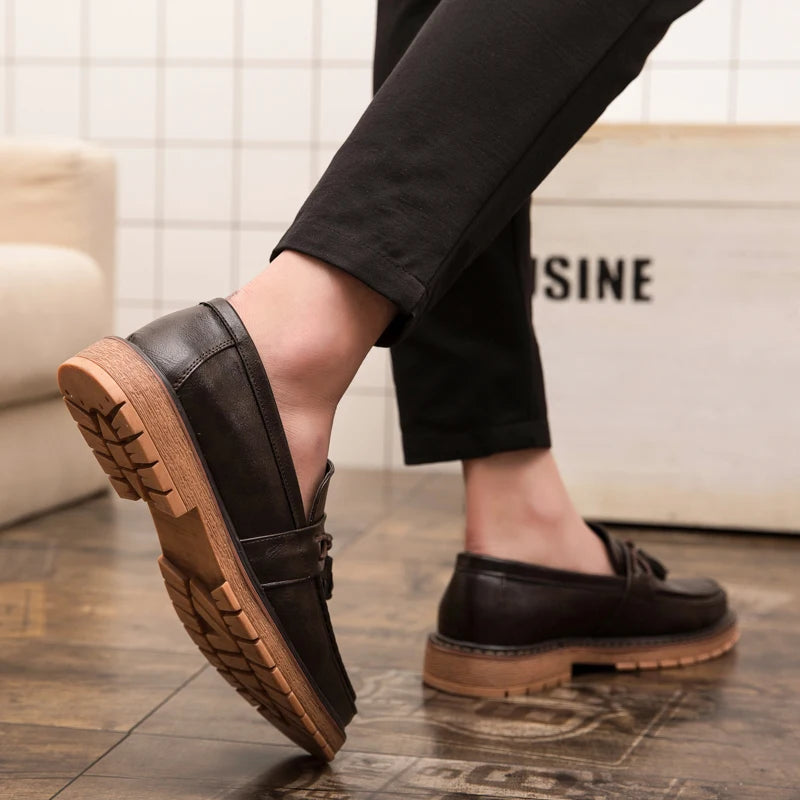 Men's Thick-Sole Leather Slip-On Loafers – Stylish & Comfortable Dress Shoes for Men