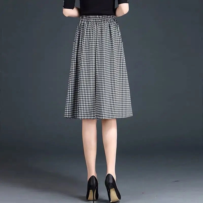 Women's Vintage Plaid Skirt with Elastic Waist - Classic & Stylish Women's Skirt