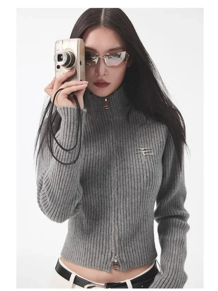 Women's Vintage Zipper Cardigan - Cropped Knit Sweater for Women