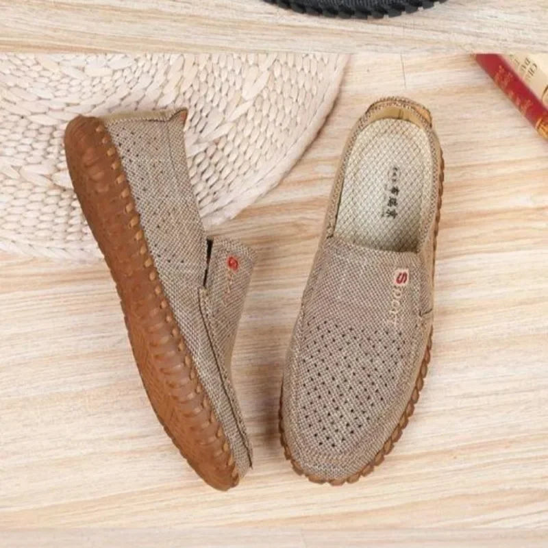 Men's Lightweight Breathable Slip-On Vulcanized Shoes