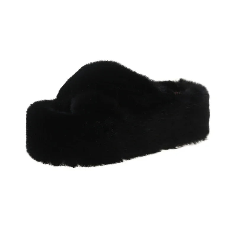 Women's Faux Fur Slippers - Luxury Fluffy Plush Indoor Slippers
