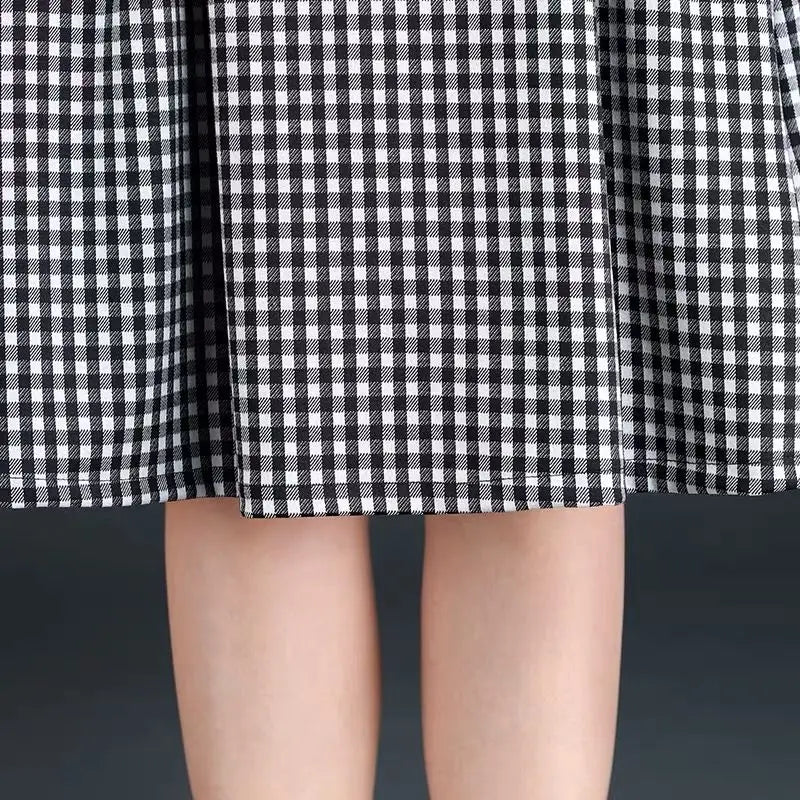 Women's Vintage Plaid Skirt with Elastic Waist - Classic & Stylish Women's Skirt