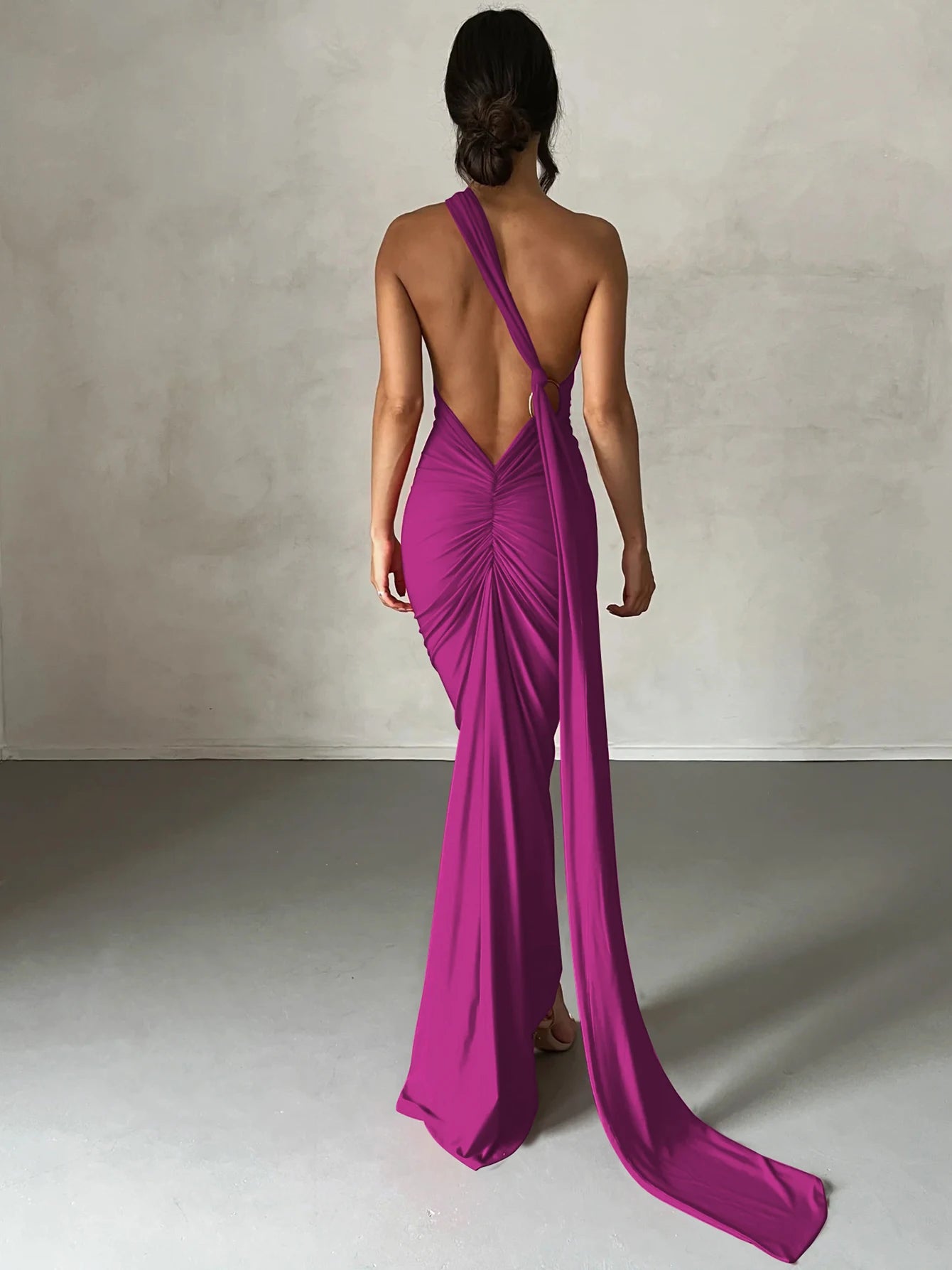 Hugcitar Adjustable Backless Ruched Dress with Single Shoulder and Scarf Loop for Women