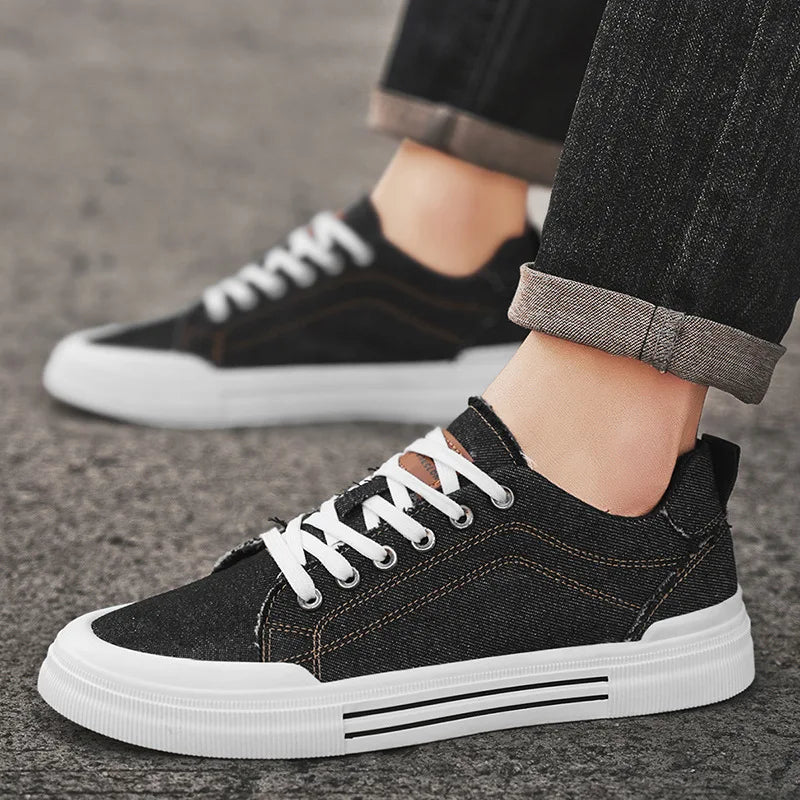 Men's Vulcanized Canvas Lace-Up Sneakers – Stylish & Durable Casual Shoes