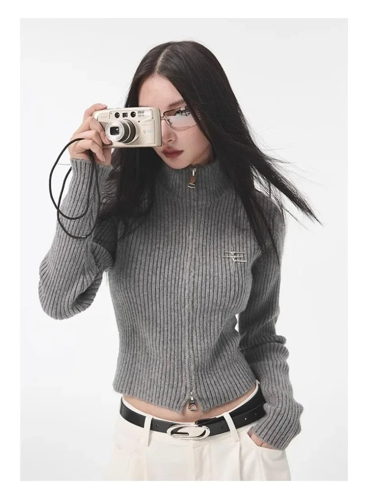 Women's Vintage Zipper Cardigan - Cropped Knit Sweater for Women