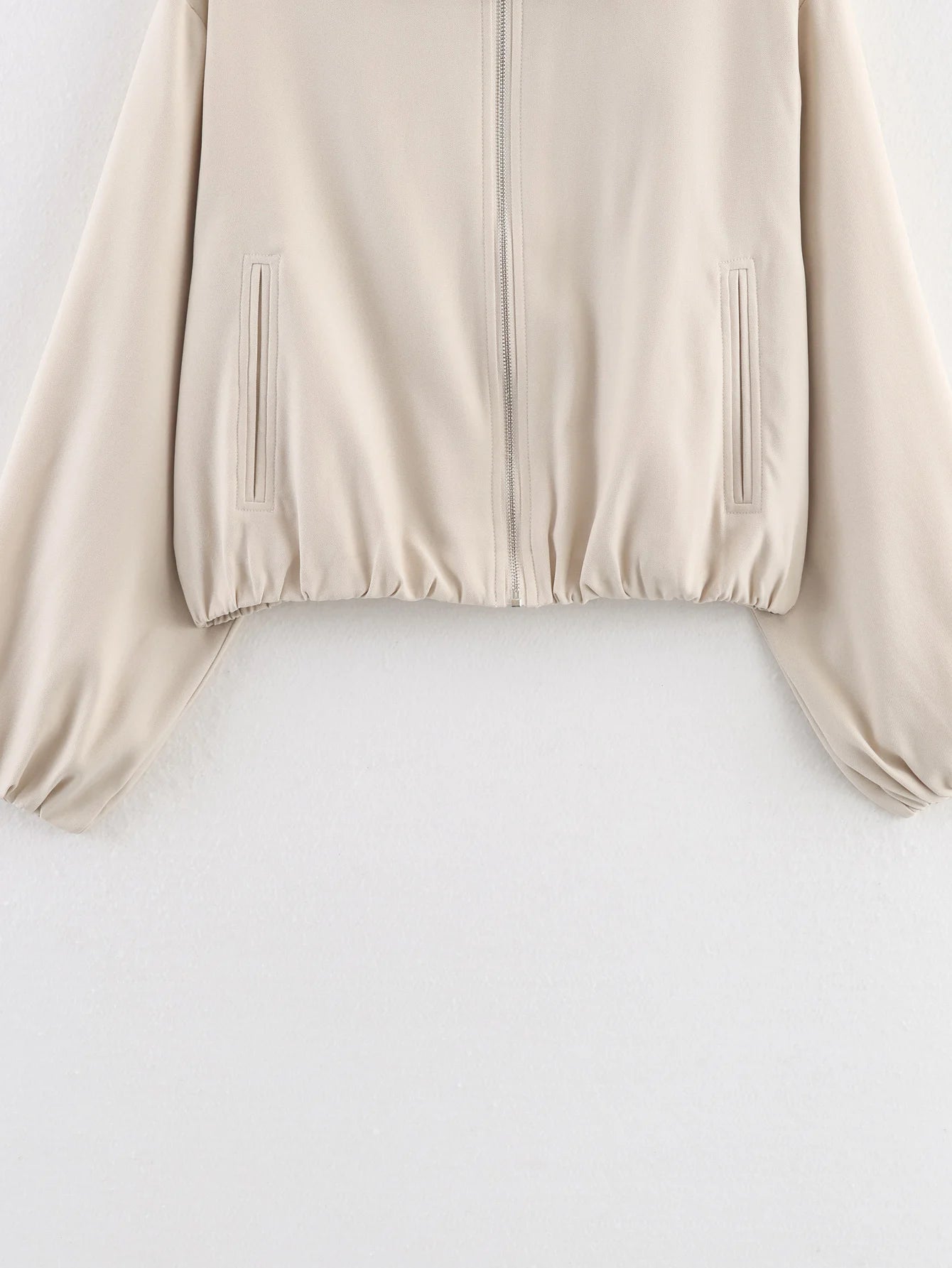 Women's Short Zipper Jacket with Long Sleeves, Casual Style, Elastic Hem