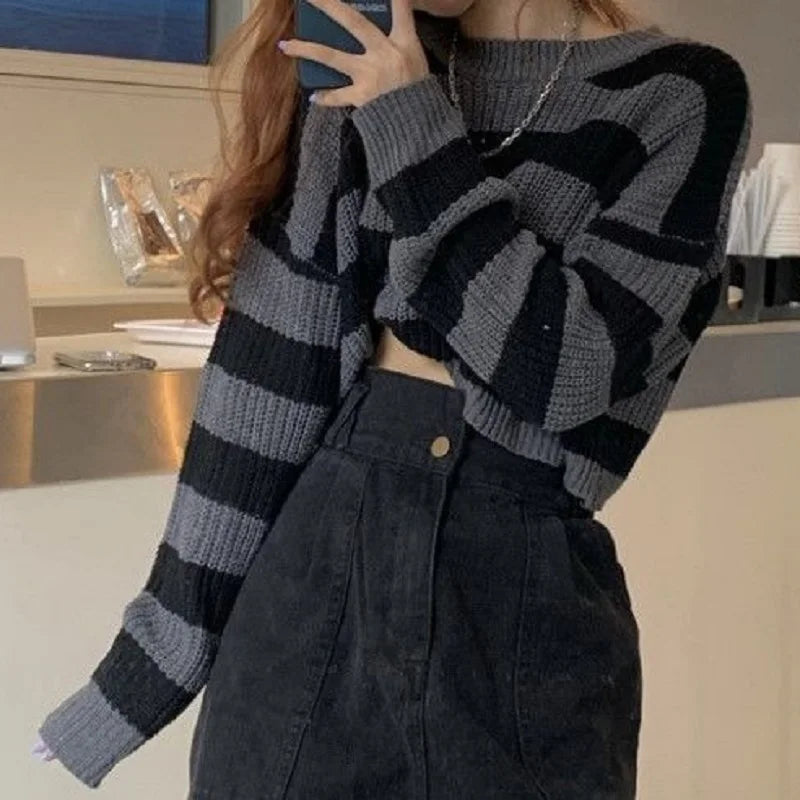 Womens Striped Cropped Knit Jumper - Long Sleeve Pullover