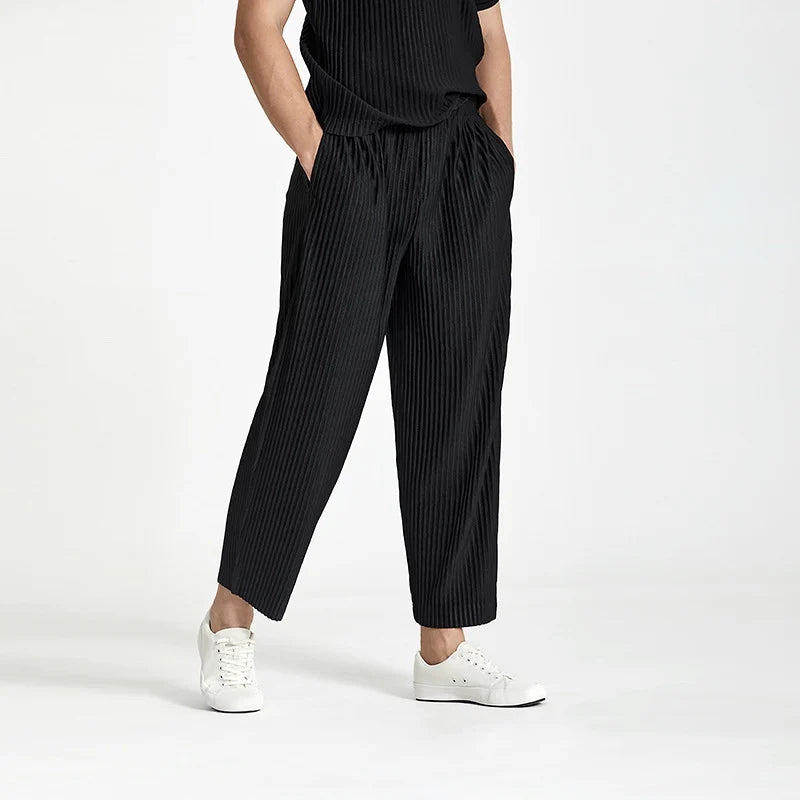 Men's Casual Straight Fit Pleated Pants