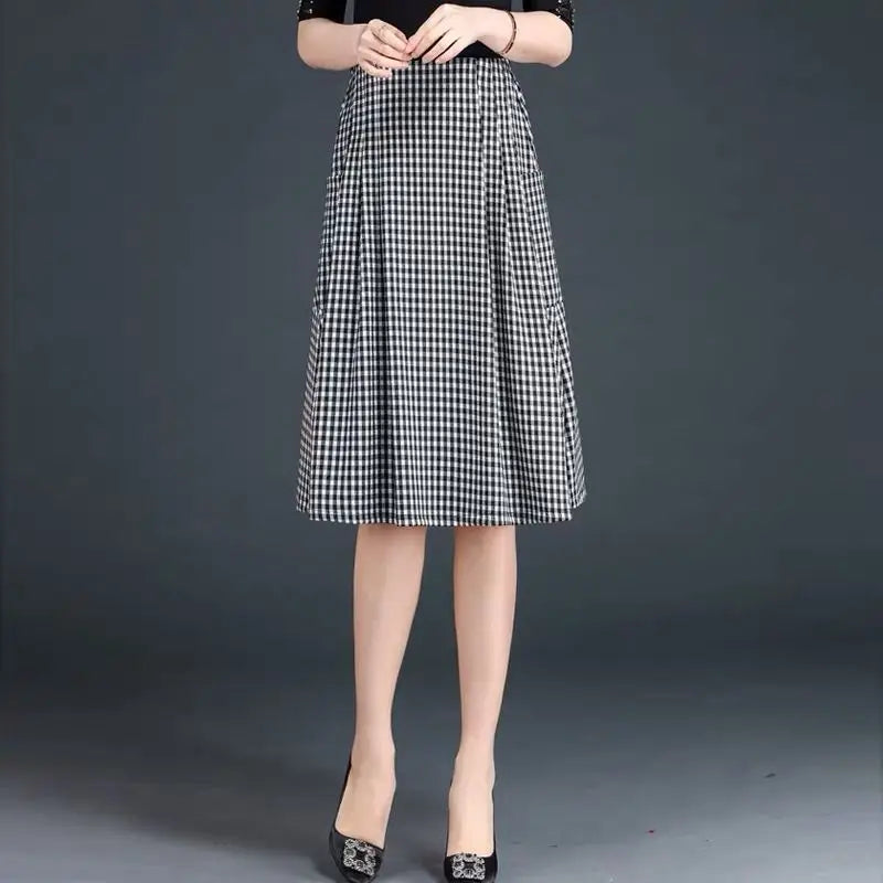 Women's Vintage Plaid Skirt with Elastic Waist - Classic & Stylish Women's Skirt