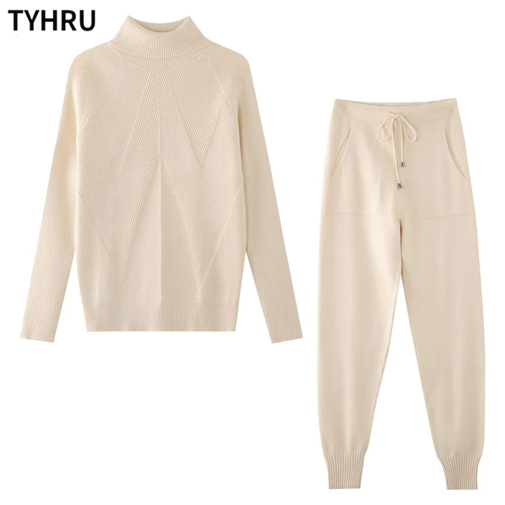 TYHRU Women's Striped Turtleneck Sweater & Drawstring Pants Set