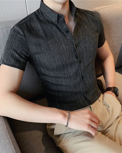 Men's Short Sleeve Slim Fit Striped Shirt