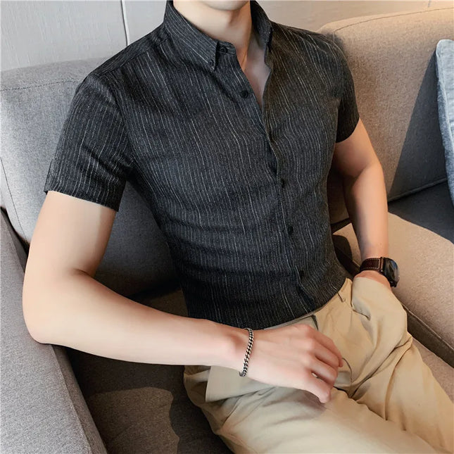 Men's Short Sleeve Slim Fit Striped Shirt