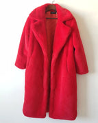 Red / M