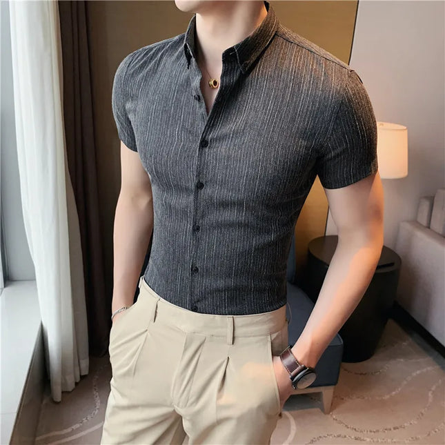 Men's Short Sleeve Slim Fit Striped Shirt