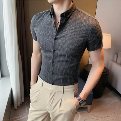 Men's Short Sleeve Slim Fit Striped Shirt
