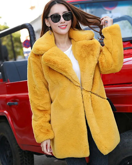 Women's Faux Fur Coat - Warm & Thick Lapel Winter Coat