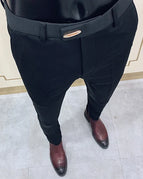 Black / 33