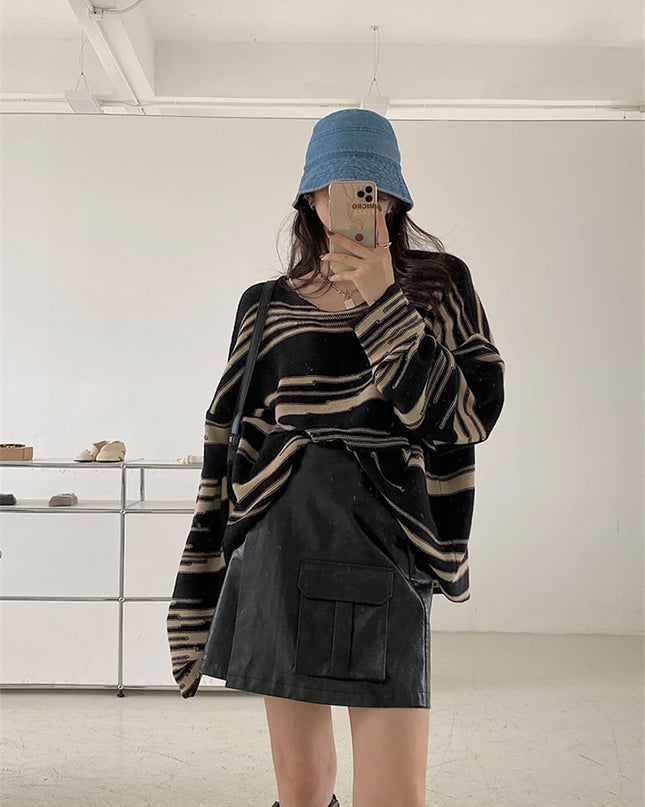 Women’s Striped Long Sleeve Loose-Fit Knitted Jumper