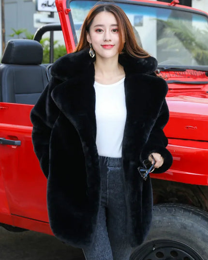 Women's Faux Fur Coat - Warm & Thick Lapel Winter Coat