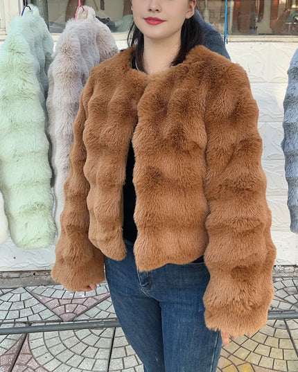 Women's Short Faux Fur Coat – Plush Imitation Fur Jacket