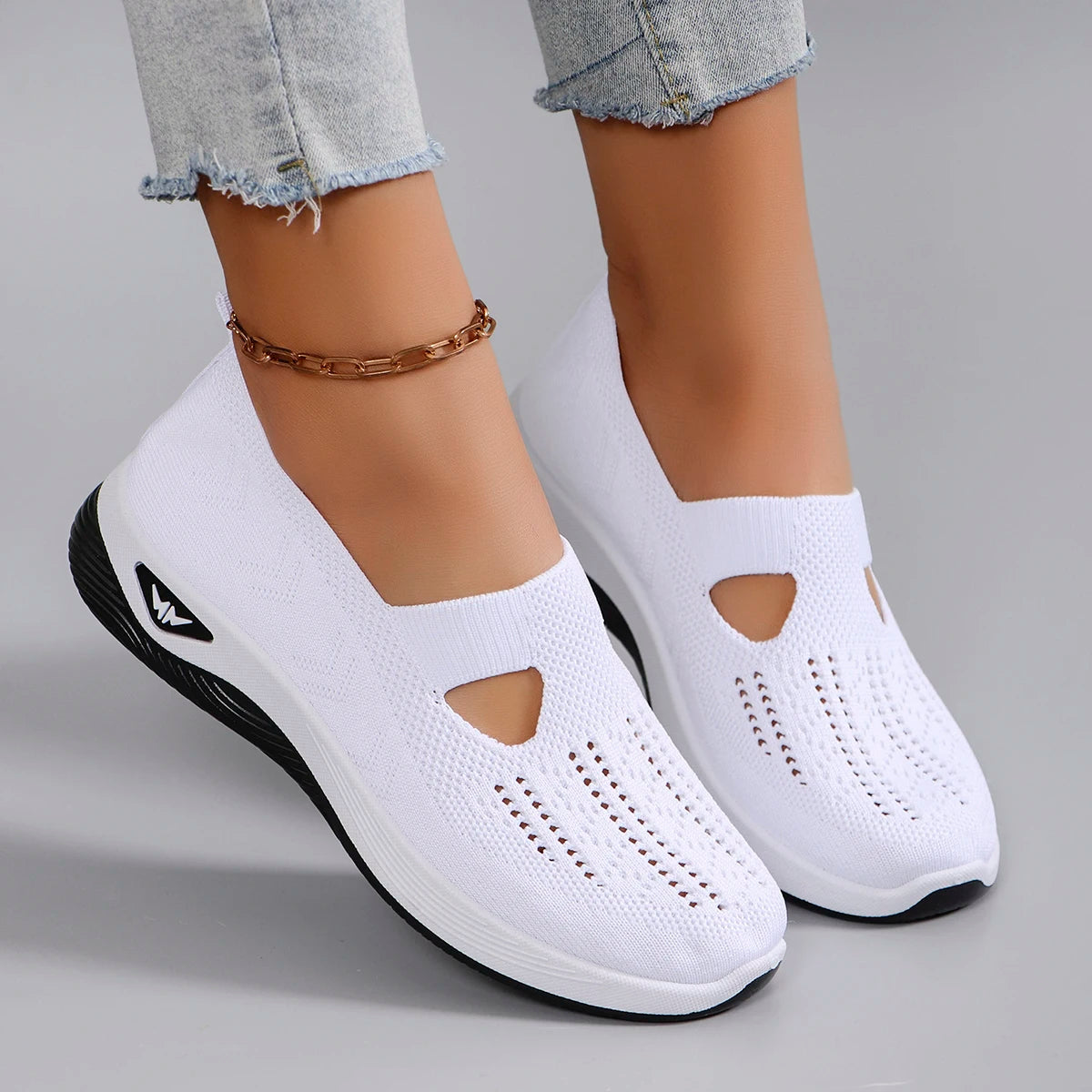 Women's Lightweight Breathable Non-Slip Sneakers - Various Colors