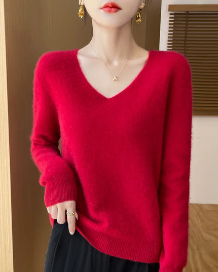 Women's Loose V-Neck Sweater Made of Pure Wool