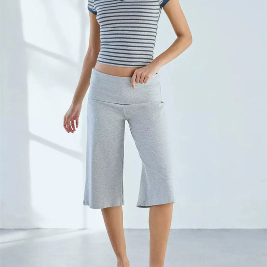 Women’s Capri Pants with Elastic Waist
