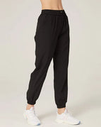 Black 1 / L