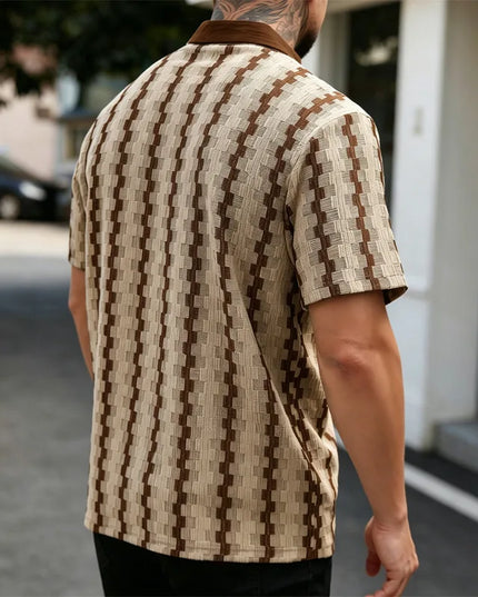 Men's Plaid Knit Short Sleeve Shirt with Lapel Collar and Button Closure